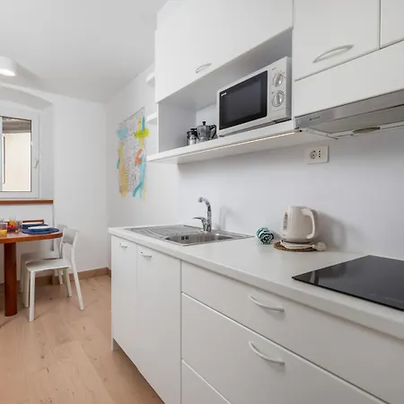 Apartment Anaika At The Beach, Opatija